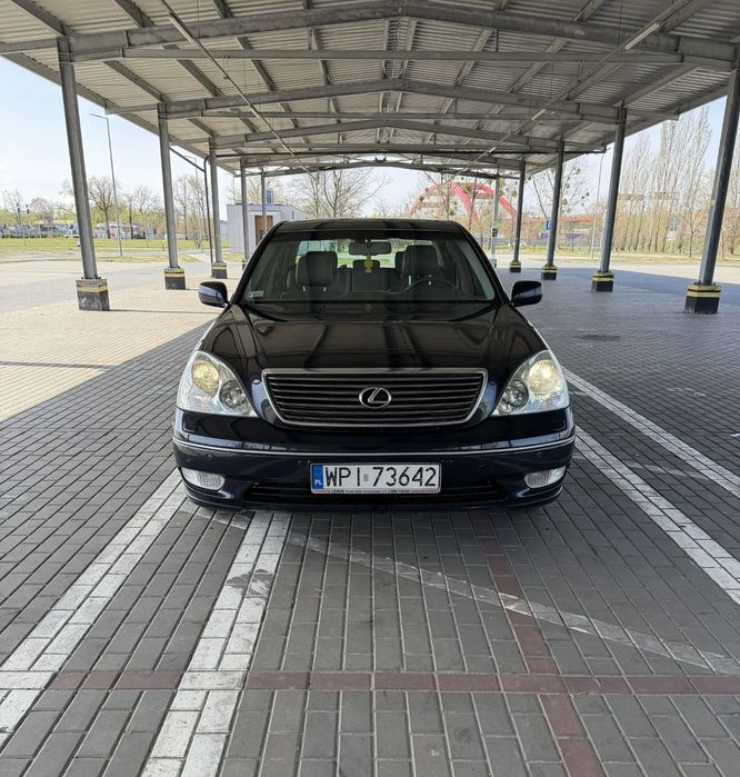 Lexus LS