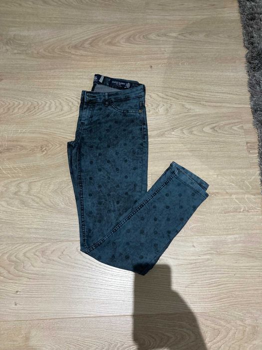 Calças skinny berska tamanho 38 em bom estado