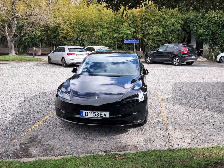 Tesla Model 3 Highland Standard (Tração Traseira)
