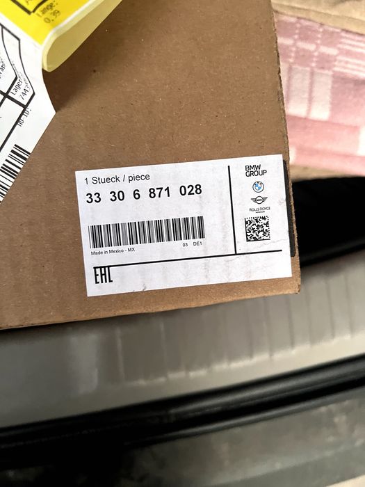 Цапфа задня права bmw 33306871028, 33306870982