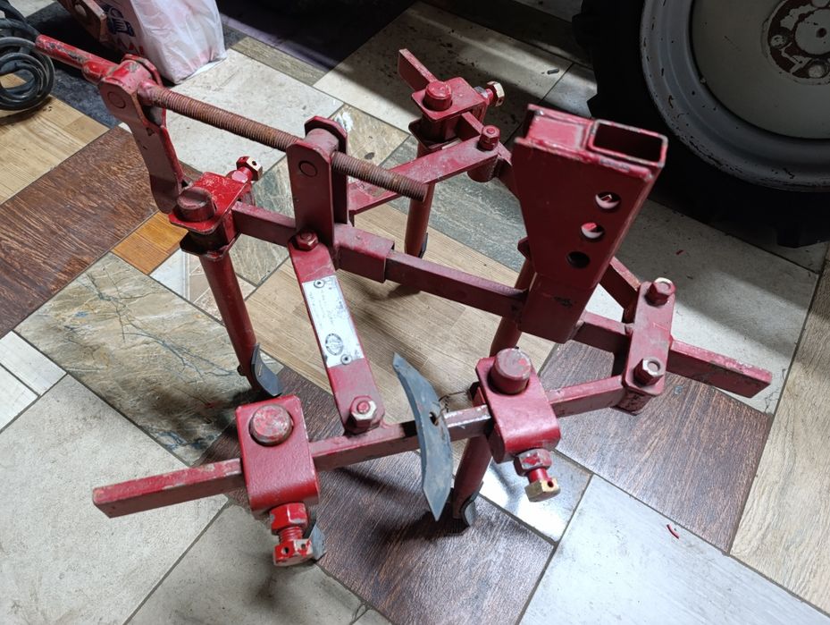 Культиватор , розрихлювач Мотор січ, МТЗ 05