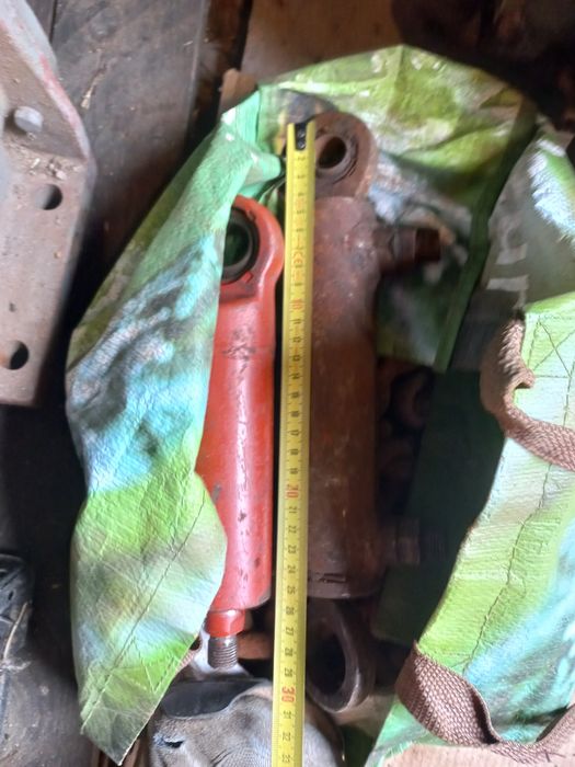 Siłowniki Hydrauliczne i Pneumatyczne - Różne Rozmiary - Sprawne!