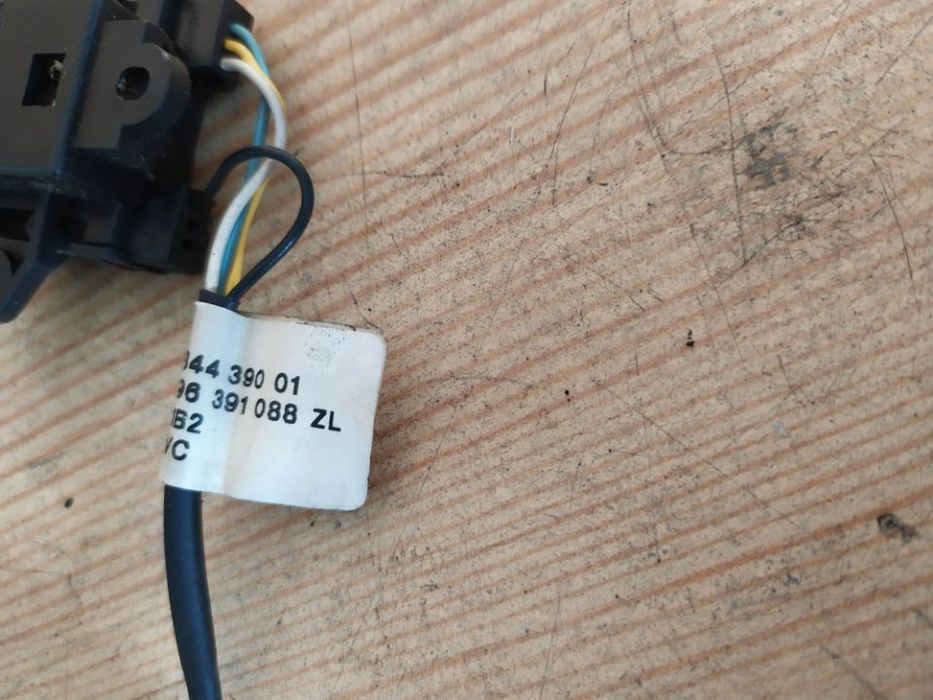 MANETE MULTIFUNÇÕES RADIO PEUGEOT 607 96391088ZL