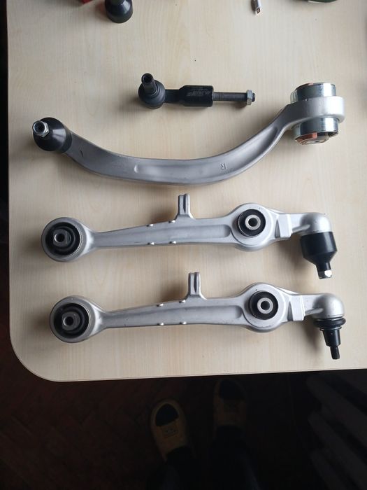 Елементи підвіски  ауді а4,пасат В5