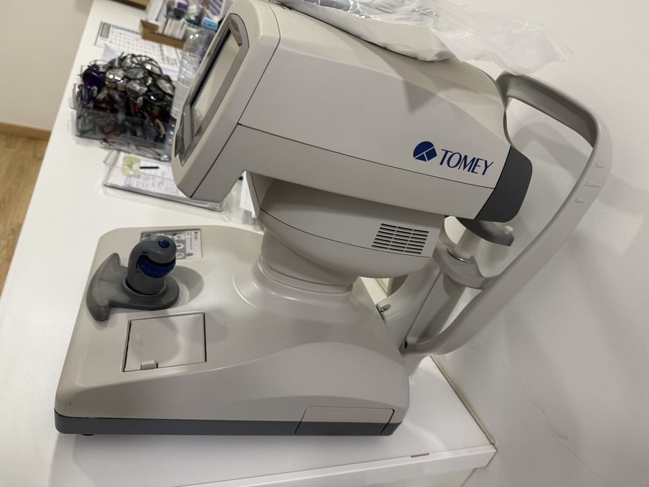 Autorefretometro tomey rc5000
