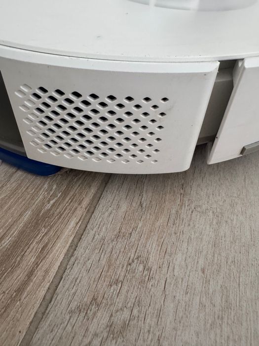 РОБОТ  пилосос Rowenta