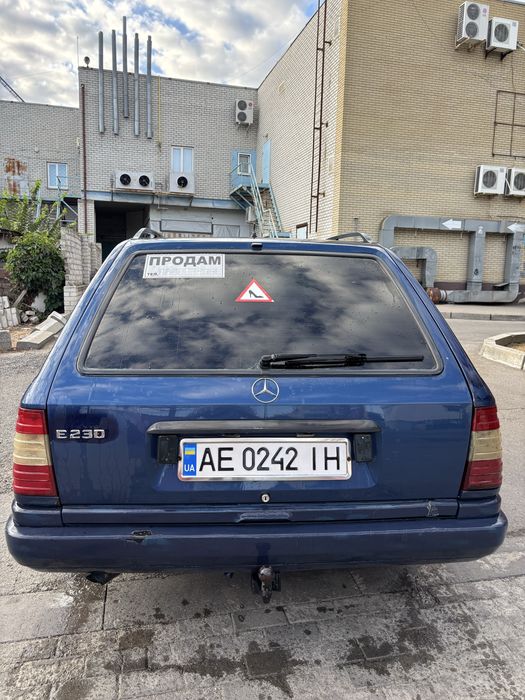 MERCEDES-BENZ 230 1990 VIN WDB1240831F103720 фото оголошення 4 з 8