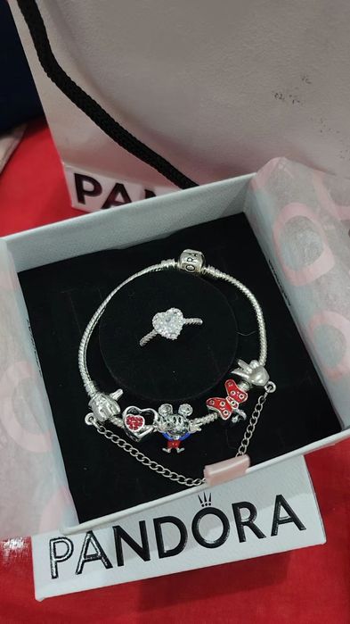 Pulseira e relogio pandora