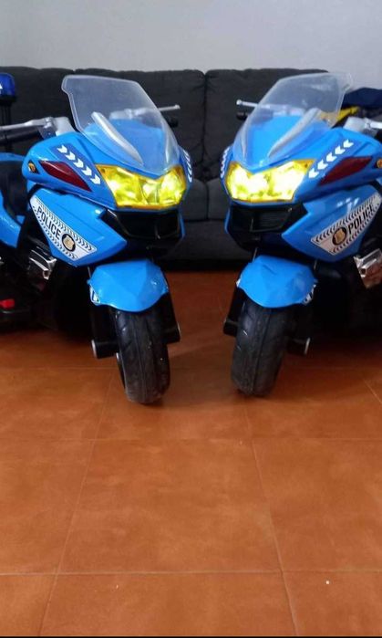 Vendo 2 motos a bateria praticamente novas