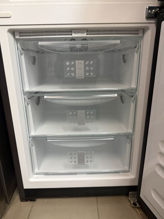 Холодильник Liebherr