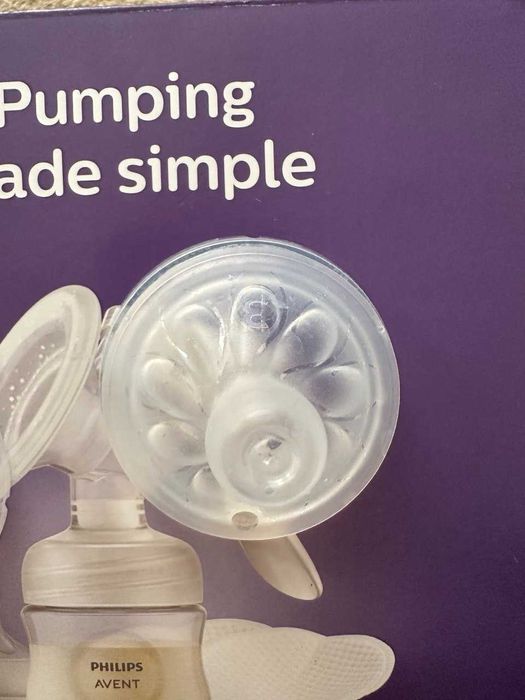 Молоковідсмоктувач Philips Avent механічний (ручний), пляшечка, соска 2,3,4 потіків