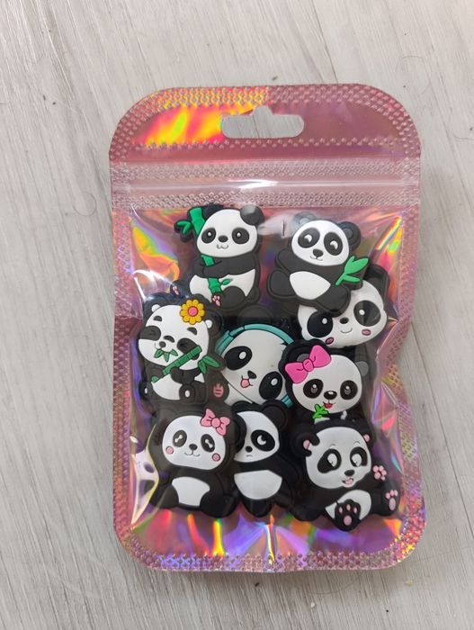 Przypinki ozdoby do butów Panda 9 szt