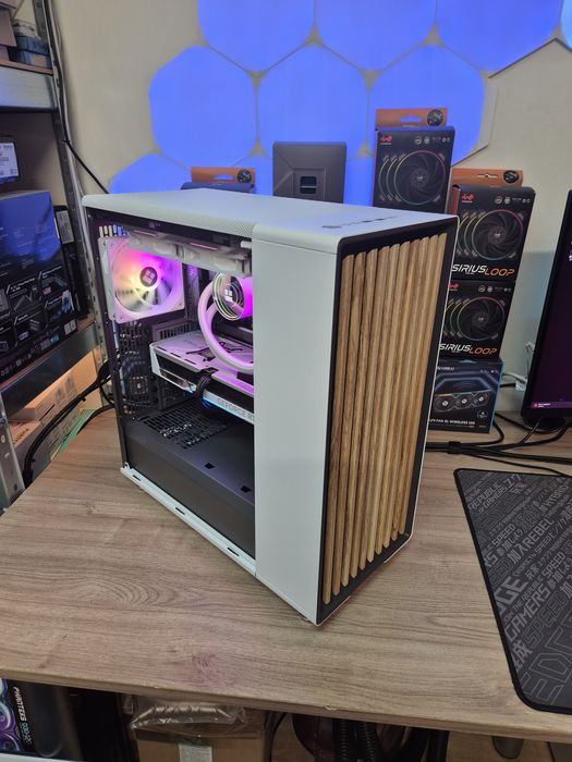 Gaming PC i7 14700 TUF Z790 32GB 1TB RTX 5070 Win 11 Pro