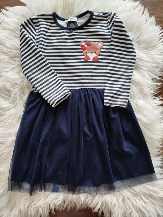 Sukienka dziewczęca rozm 4-5lat