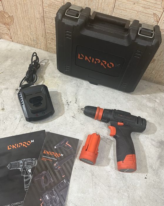 Акумуляторний шуруповерт Dnipro-M CD-123QS | 2×1.5Ah | Кейс