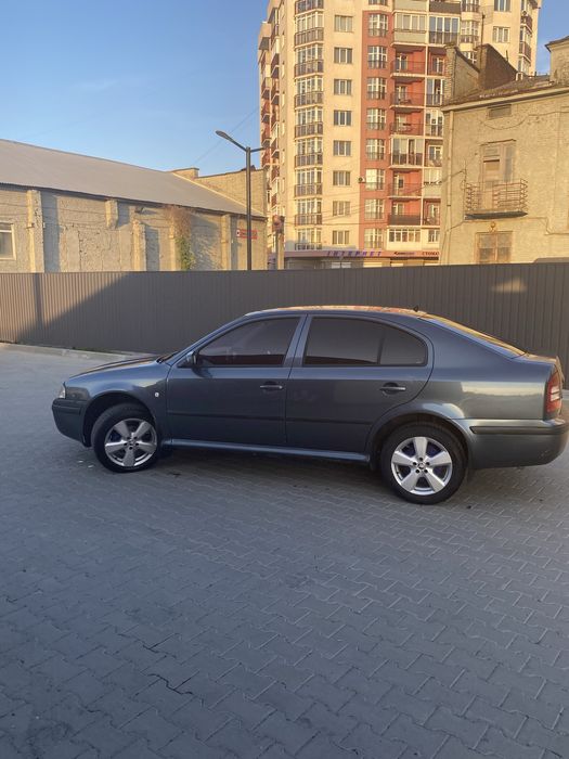 Skoda Tour A4 2007 p