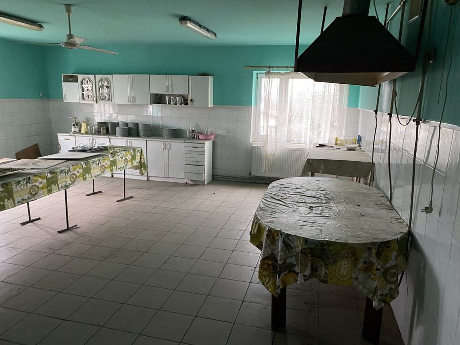 Продаю торговий центр