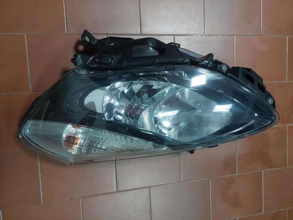 farol drt Renault clio iv