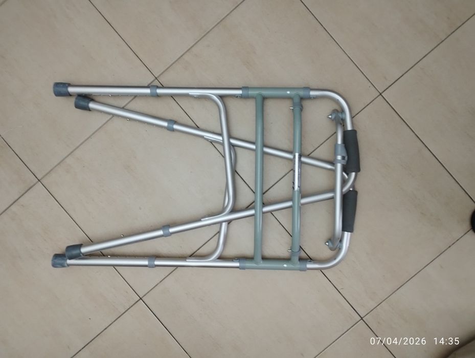 Andarilho articulado alumínio novo