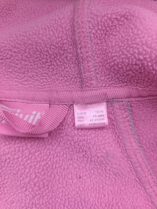 Вітровка для дівчинки.