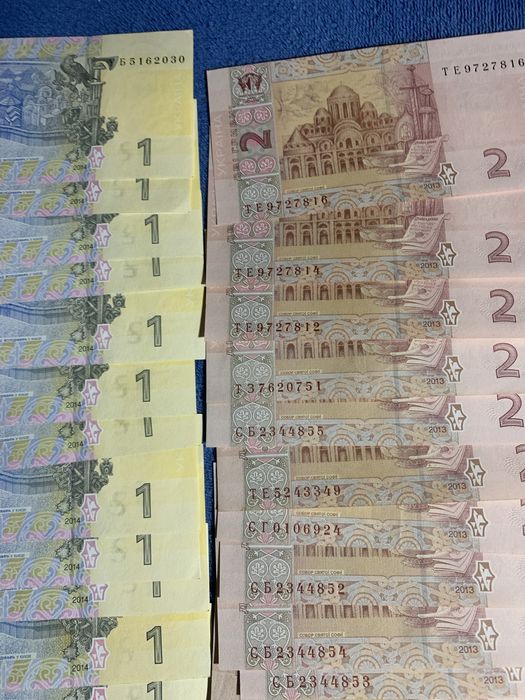 Банкноти 1 і 2 грн . Стан гарний ціна 1 шт -15 грн