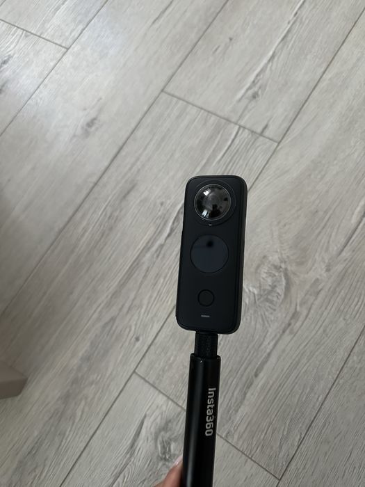 Insta360 ONE X2/
