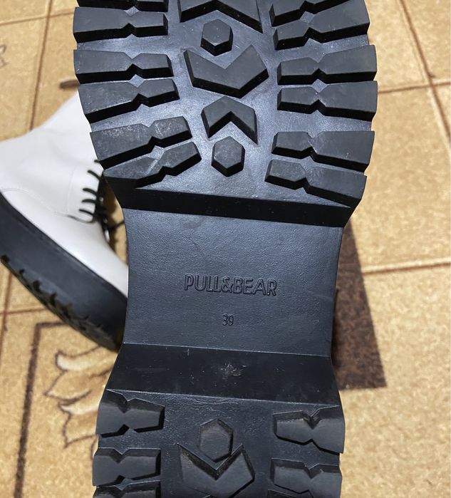 Високі черевики PULL & BEAR/ Ботинки