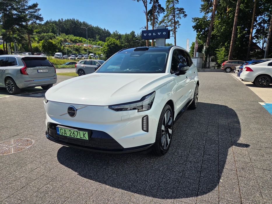 Volvo EX90
