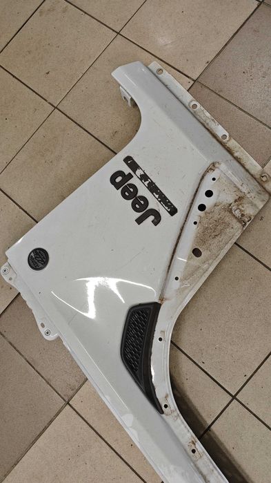 Błotnik lewy Jeep Wrangler JL