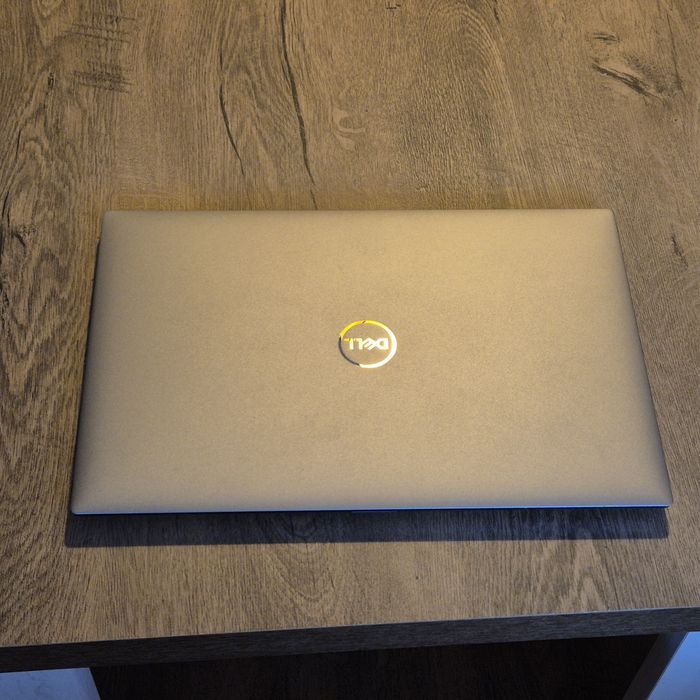 Dell Precision 5560 4K Dotyk i7 32GB/1TB