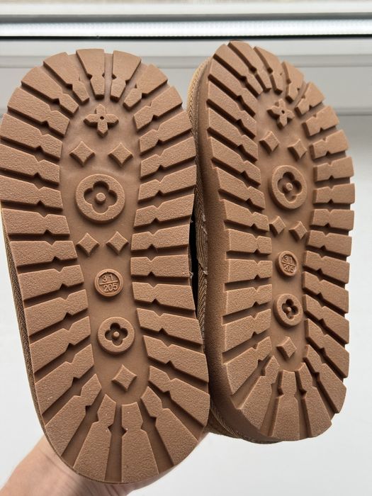 Чоботи угги дитячі нові 31 розмір