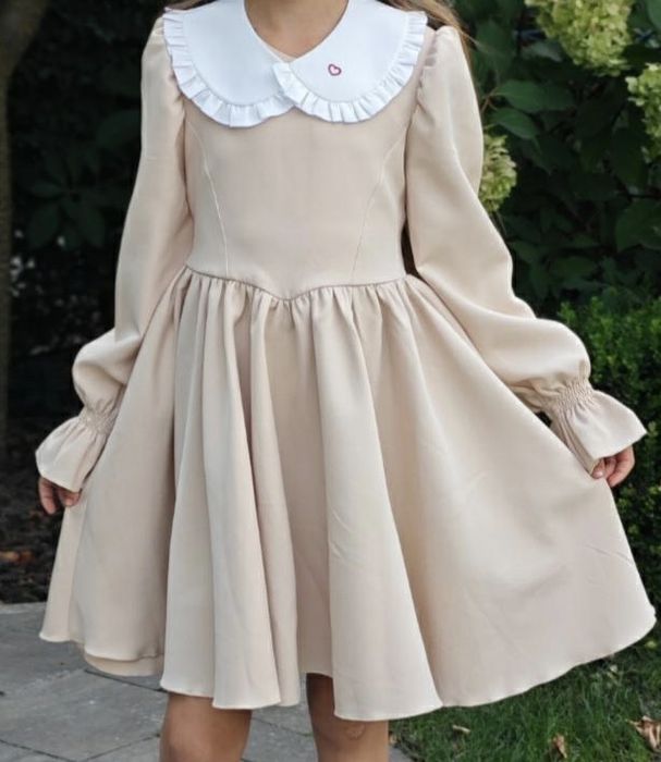 Фактично нова сукня 134-140 р (одягали раз)