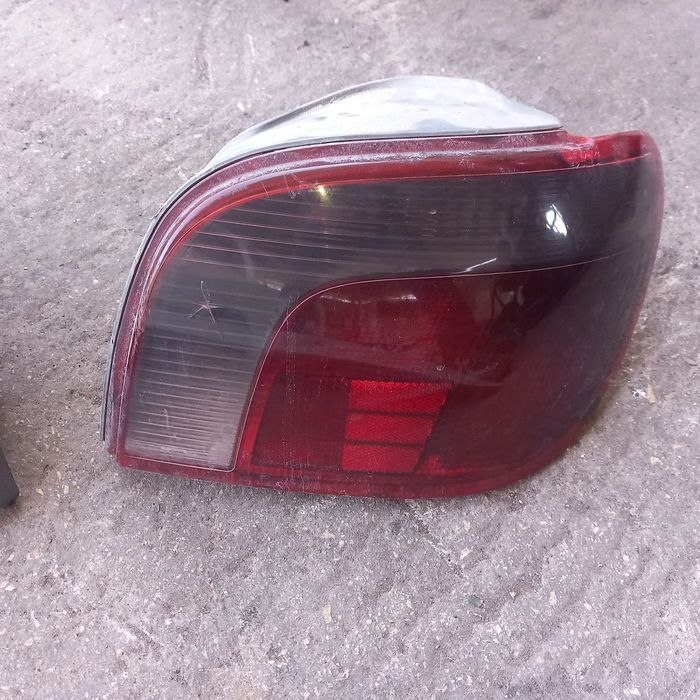 Farois traseiros toypta yaris