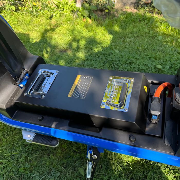 Електроскутер TLG U2S (запас ходу 100 км)