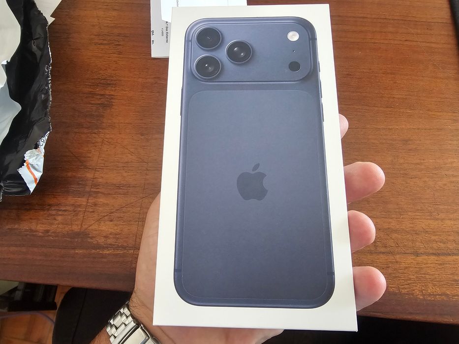Iphone 17 pro max 256gb ( blue )