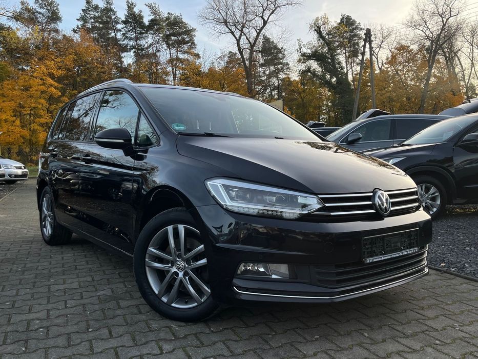 Volkswagen Touran Oto Volkswagen Touran III generacji z 2017 roku – Twój idealny towarz