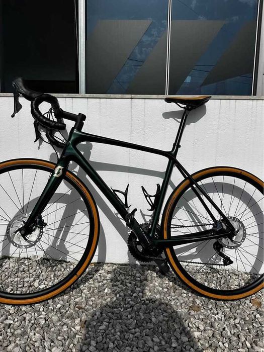 Bicicleta de ciclismo Scott addict 10
