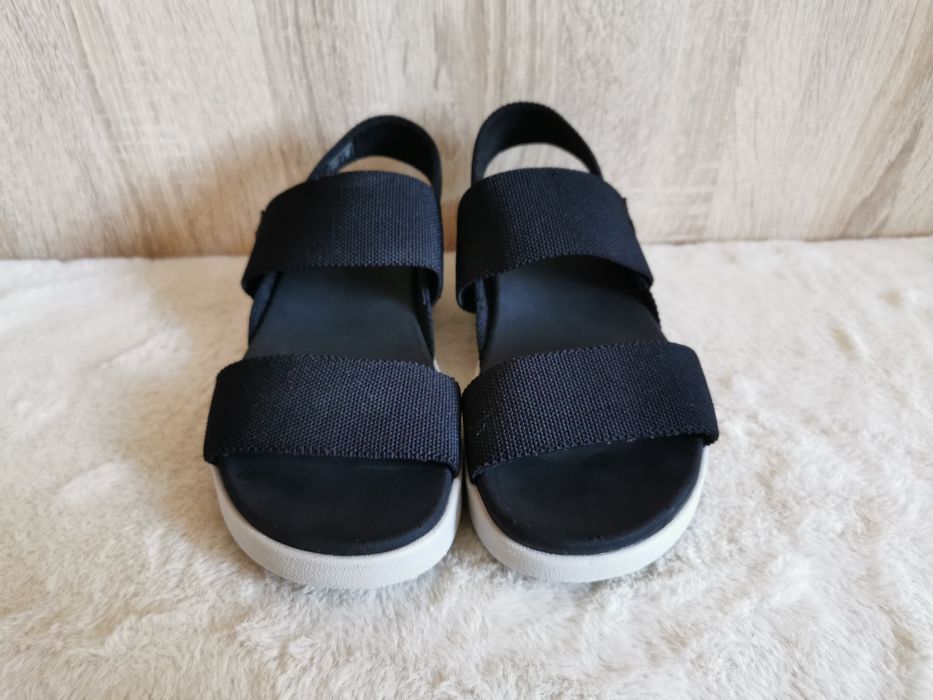 Keen Elle Backstrap sandały 37