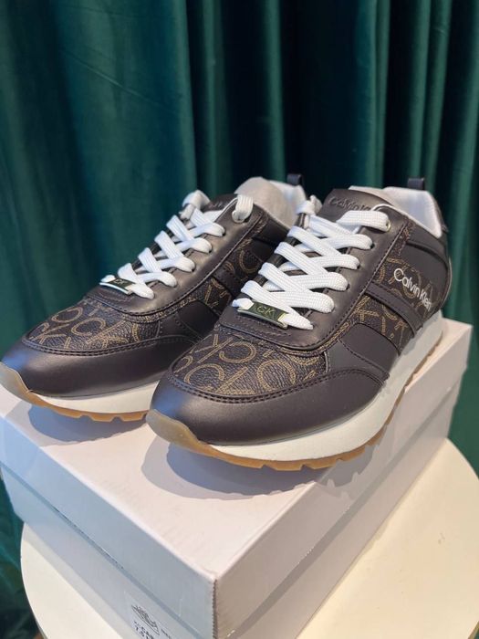 АКЦІЯ!!Жіночі кросівки Calvin Klein оригінал у розмірах