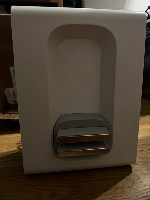 Carregador/base de robot