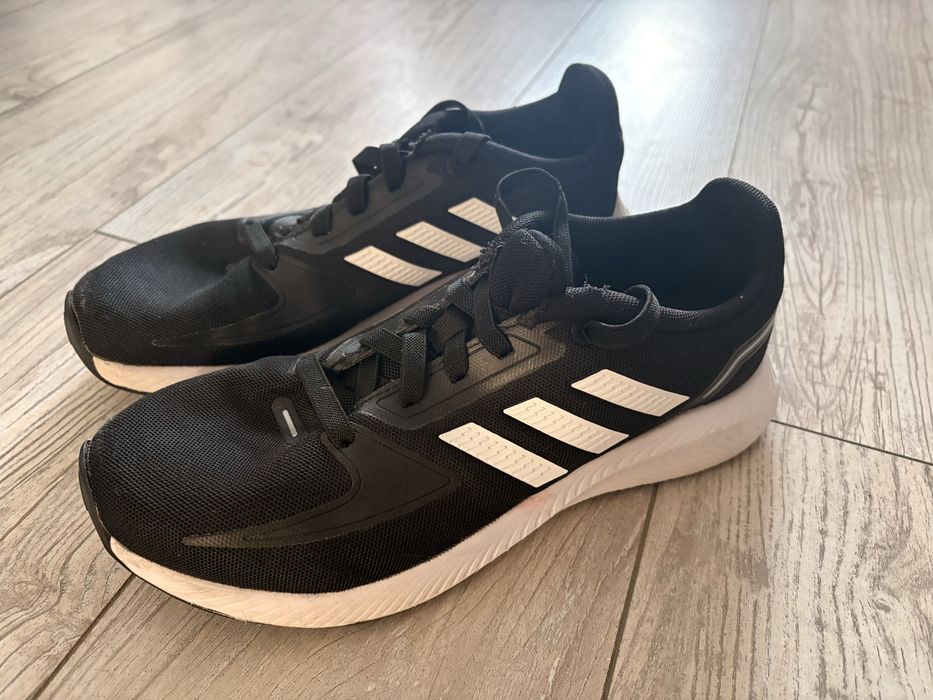 Buty adidas mlodzieżowe rozmiar 38 2/3