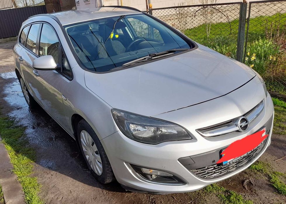 Продам Астра J рестайл