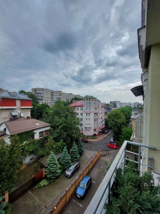 Продаж дворівневої квартири на вул. Конотопська 25 р-н Коновальця