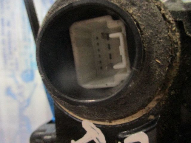 Fechadura / fecho porta trás direito TOYOTA Auris Hatchback (_E15_)