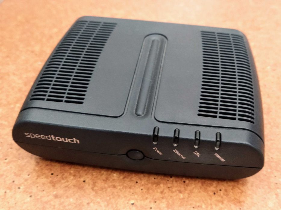 Modems e routers diversos