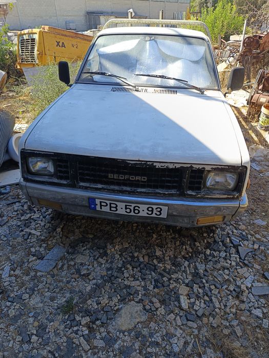 Vendo carrinha  Bedford kbd 27 2,2D