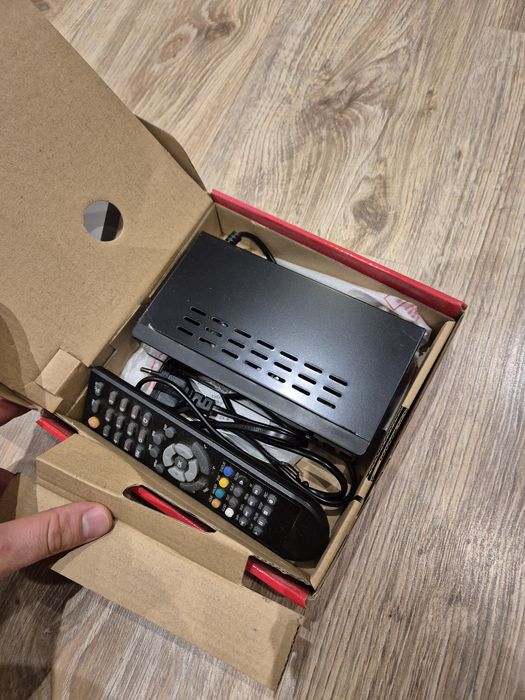 Tuner WIWA H.265 odbiornik telewizji cyfrowej dekoder