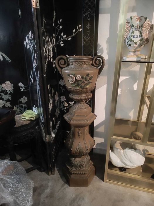 Faiança das Caldas da Rainha e outras cerâmicas