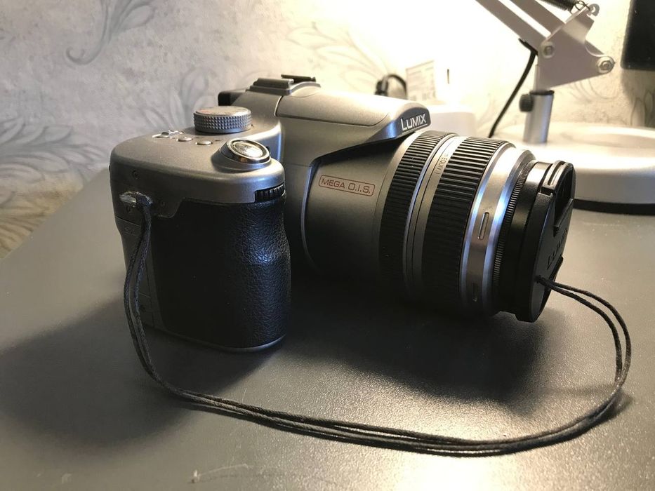 Продам фотоаппарат Panasonic Lumix DMC-FZ30 (Japan) + комплект
