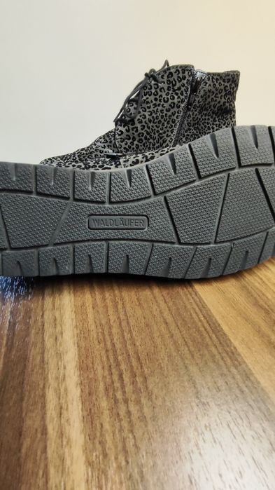 Półbuty Waldlaufer skórzane (38)